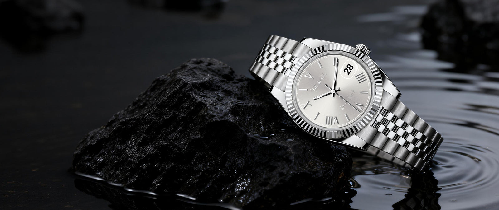 EONDATE MAXI CLASSIC WATCH details