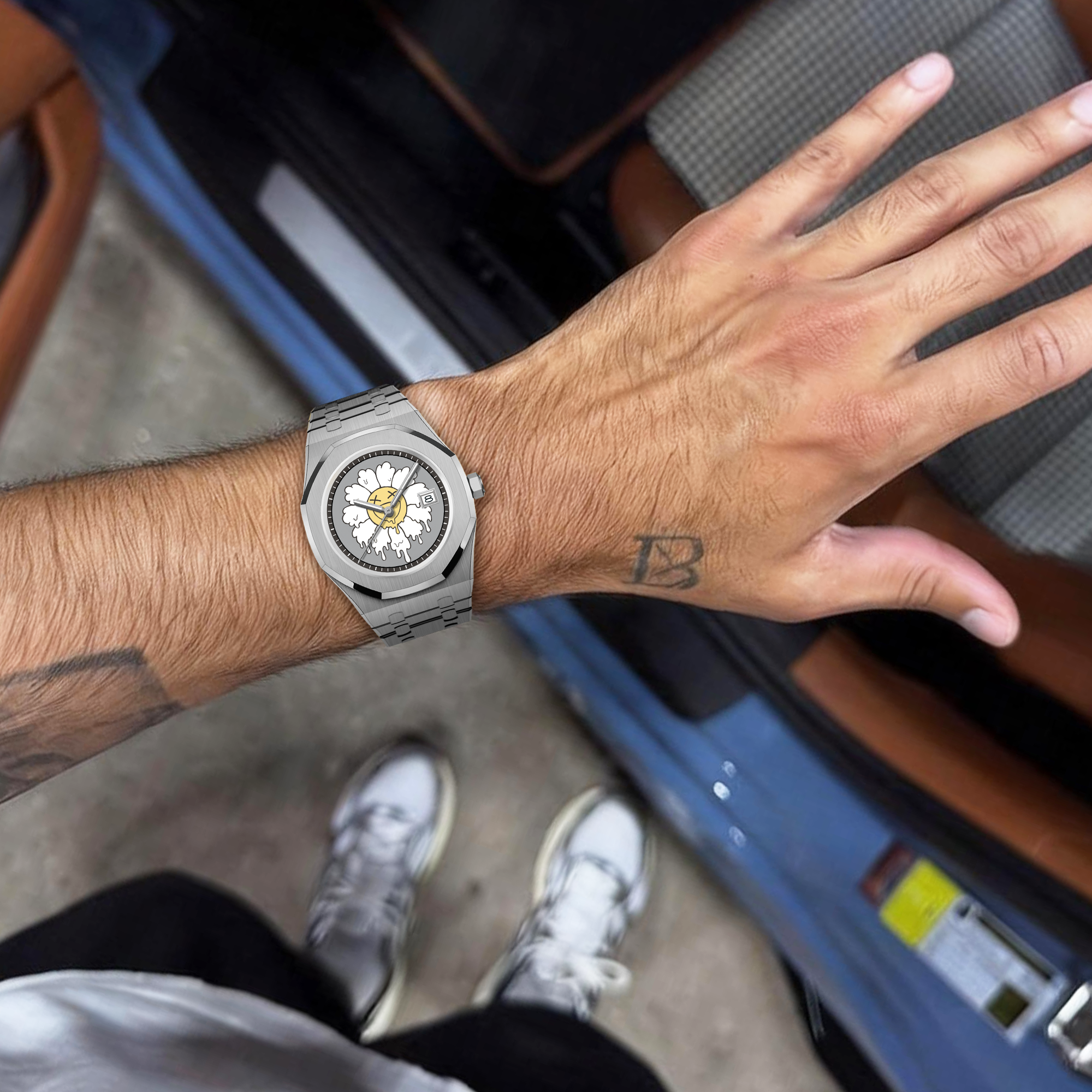 OCTAFORMA CLASSIC WATCH