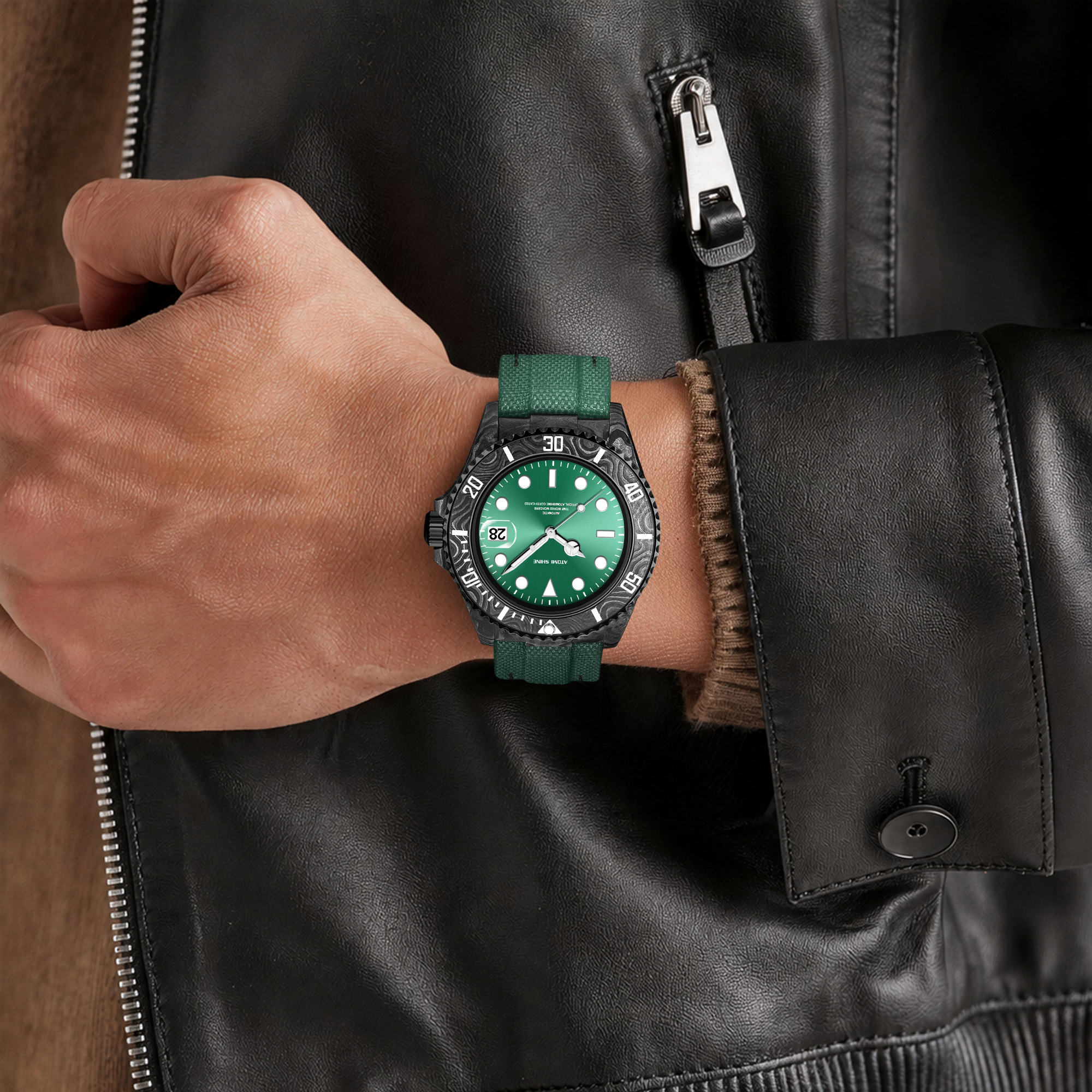 MONTRE HYDROCORE CARBON FIBER