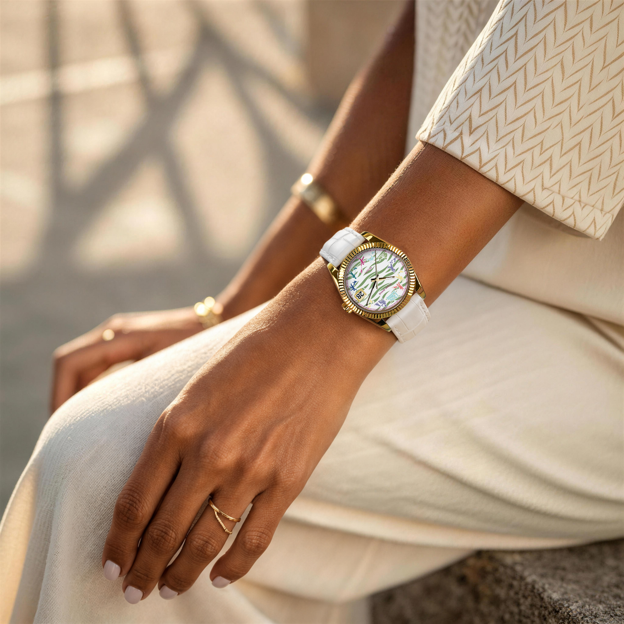 EONDATE CLASSIC LEATHER WATCH