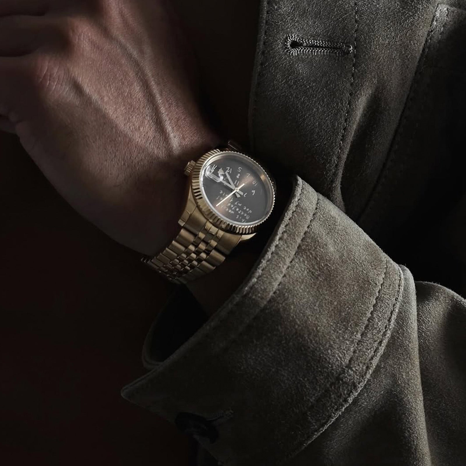 EONDATE CLASSIC WATCH