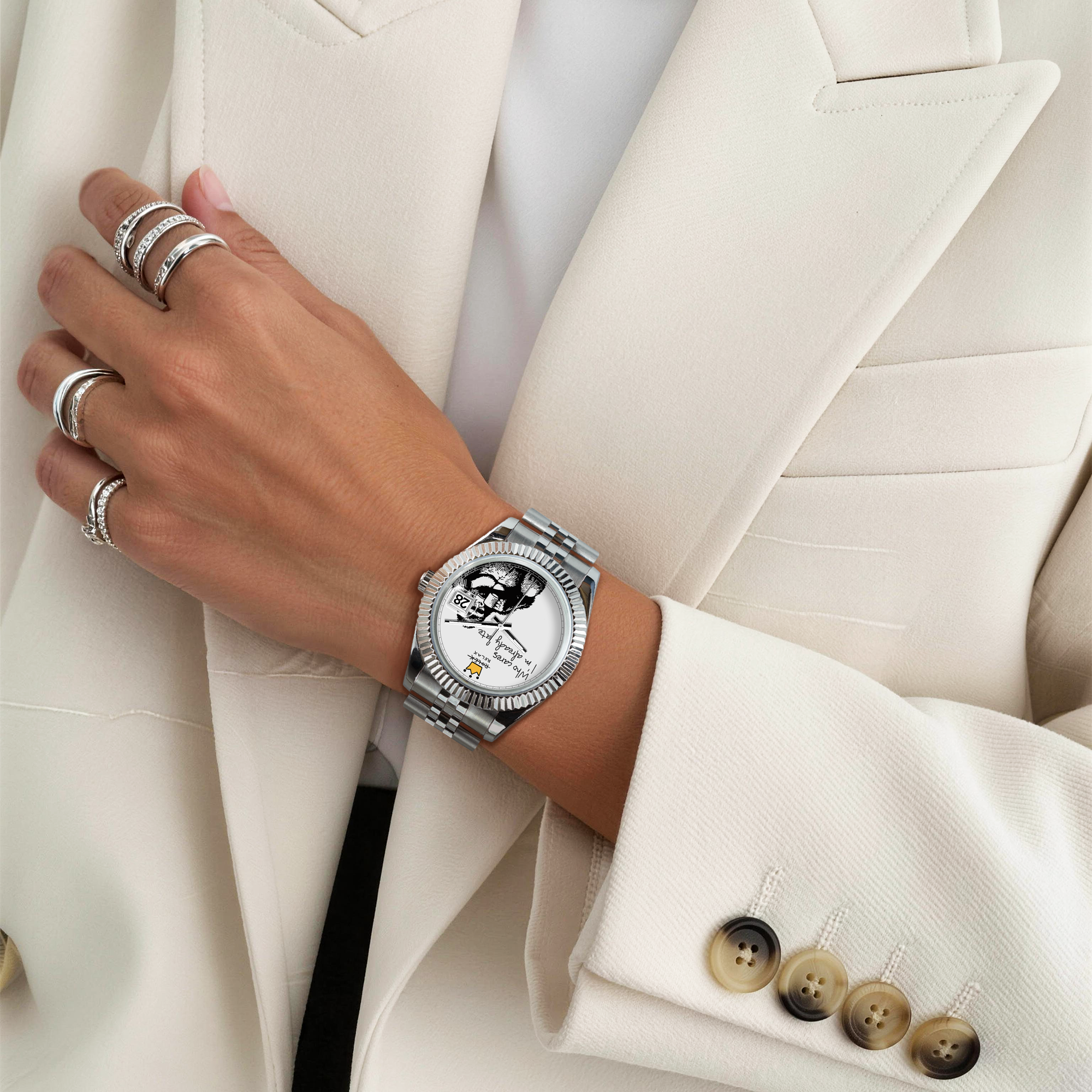 EONDATE MAXI CLASSIC WATCH