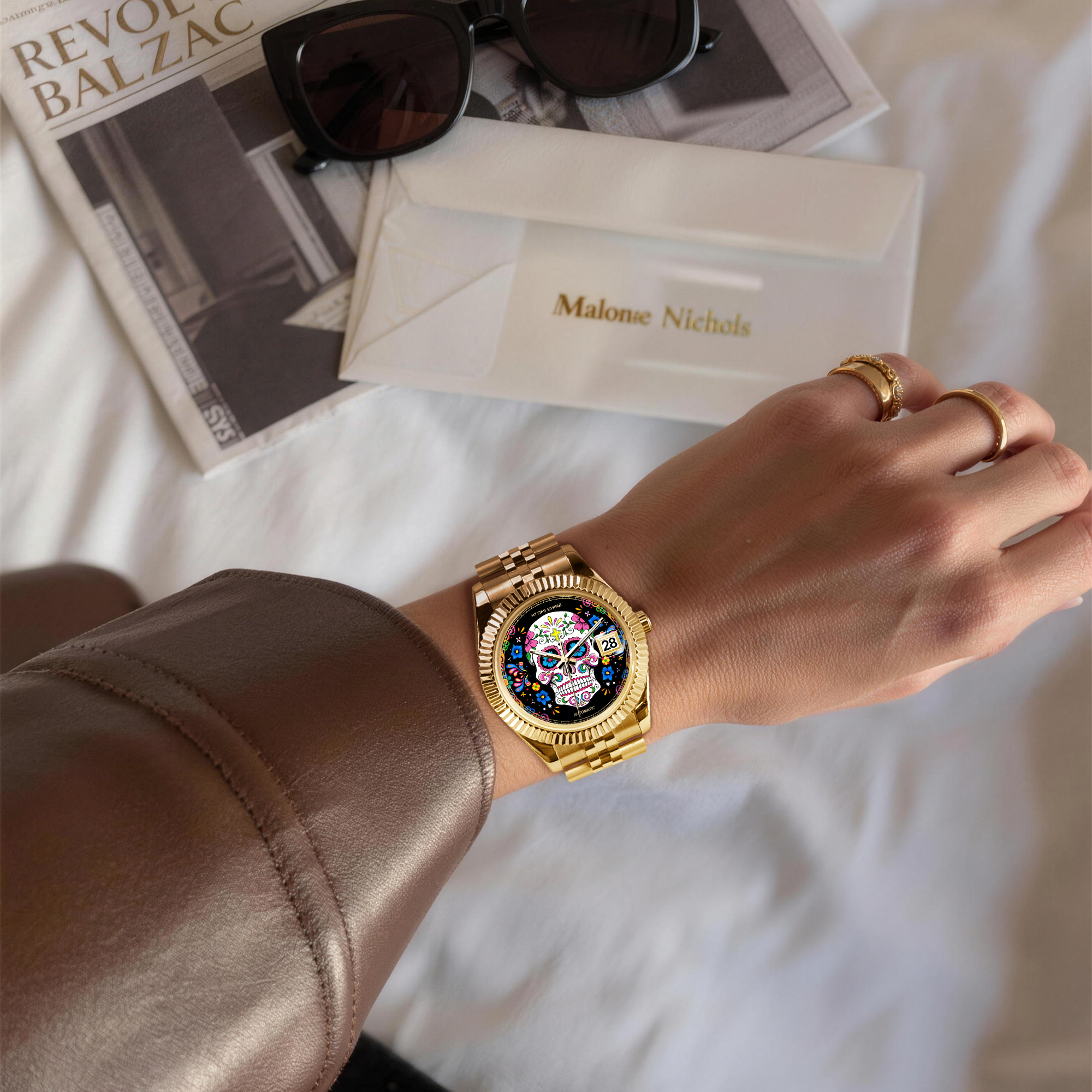 EONDATE MAXI CLASSIC WATCH